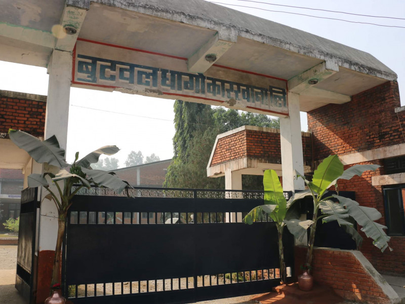 पुन: सञ्चालनमा आउने आशामा जुरमुराएको बुटवलको धागो कारखाना