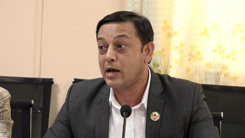 मन्त्रालयका राम्रा काम देखेर स्वार्थसमूहले अफवाह फैलाइरहेका छन् : श्रममन्त्री अर्याल 