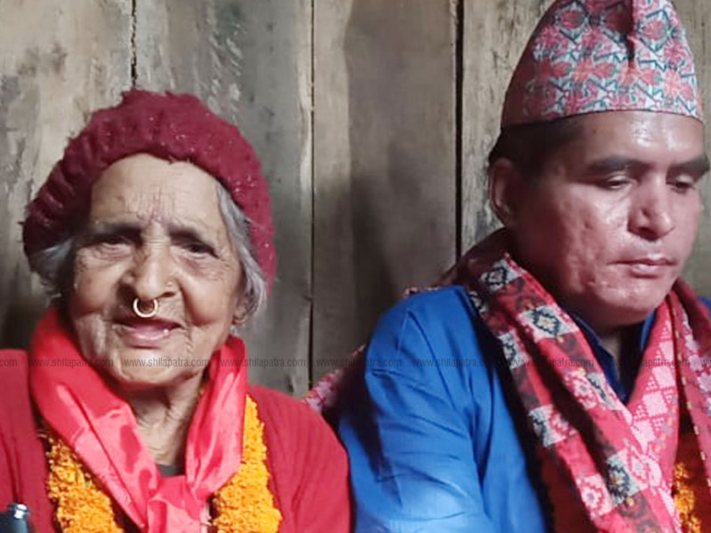 ४० वर्षपछि छोरालाई देखेपछि धनमायाले भनिन्, ‘फोक्से मासु लागेछ’