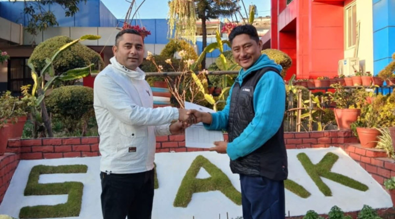 चित्लाङ र नव जनजागृतीलाई स्पार्क हेल्थ होमको साथ
