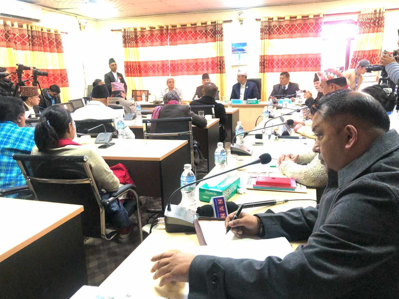 गगन थापाले भने- ओली, देउवा र प्रचण्डलाई बोलाऔँ, भ्रष्टाचारका कुन-कुन फाइल खोल्ने हो, छलफल गरौँ