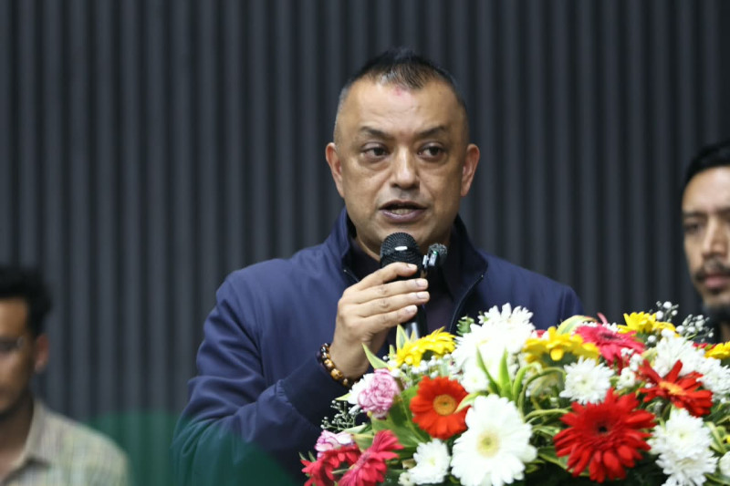 एक जना केन्द्रीय सदस्यलाई काठमाडौं बस्ने अवस्था आउन दिन्नँ  : गगन थापा