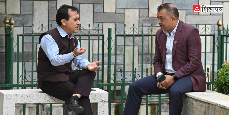 कांग्रेस बैठकमा दुई महामन्त्रीकाे मिलेकाे 'ट्युन' (पूर्णपाठ)