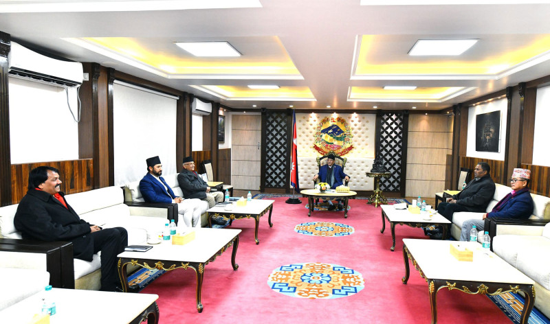 दिउँसाे १ बजे मन्त्रीहरूकाे शपथ, ४ बजे सर्वदलीय बैठक