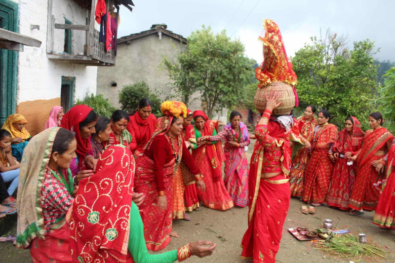 शिव-पार्वतीको कथासँग किन मेल खाँदैन गौरा पर्व मनाउने तरिका ?