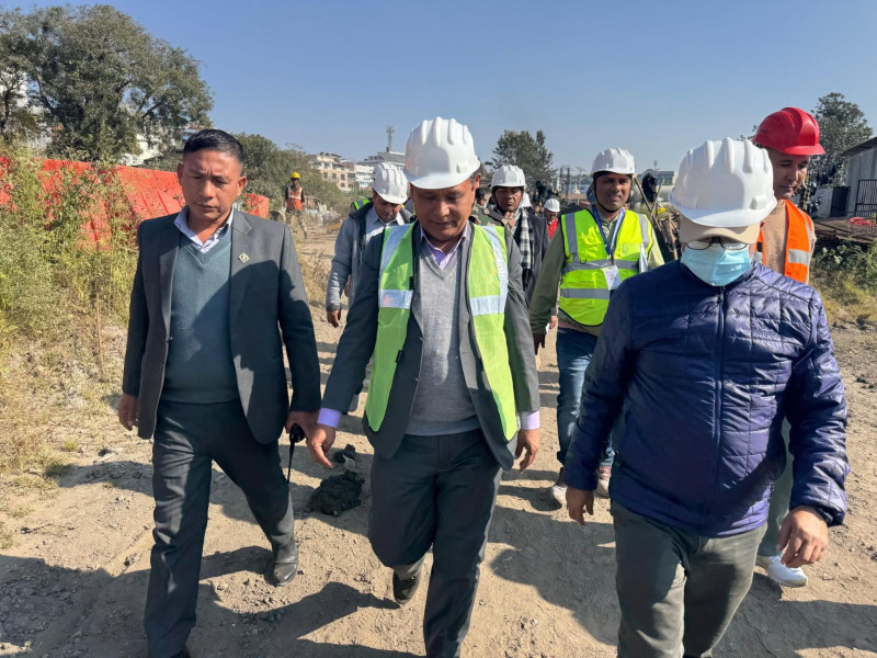 काठमाडौं उपत्यकाका नदीलाई सफा राख्न सरकारले काम गरिरहेको छ : मन्त्री घिसिङ