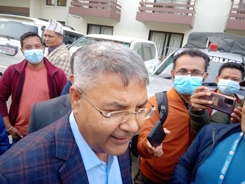 प्रचण्डको विचारमाथि गोकुलको टिप्पणी– अब लास्ट विकल्प चुनाव रोक्नु वा आकस्मिक वाम अङ्कमाल