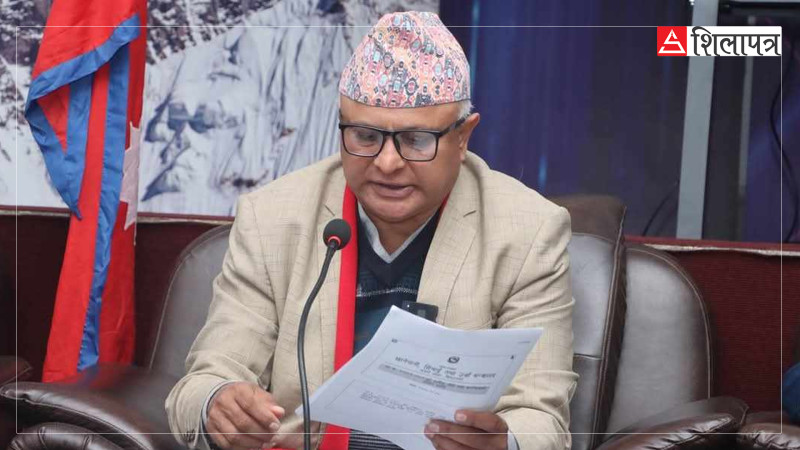 ‘ओलीको आदेशले राजीनामा दिन्नँ’ भनेका मुख्यमन्त्री कार्की छलफल गर्न गुण्डु जाँदै