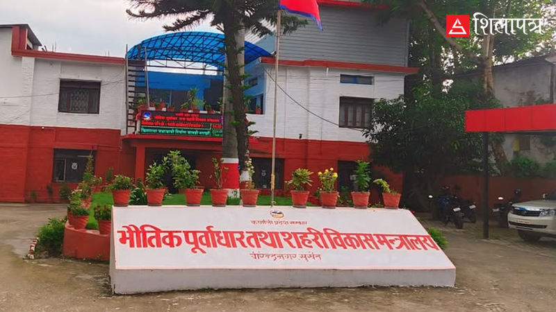 कर्णालीको पूर्वाधार विकास : सरकार ठेक्का लगाउँछ, काम नगरी अल्झाउँछन् ठेकेदार