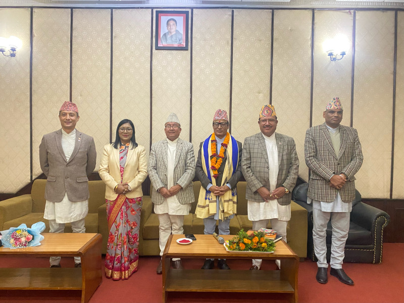 निर्वाचन आयोगबाट बिदा भए आयुक्त ईश्वरी पौड्याल