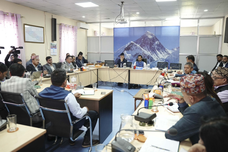 सवारी दुर्घटनाको मुख्य कारण मोबाइल र डिजे शैलीको संगीत : राजेन्द्र राई