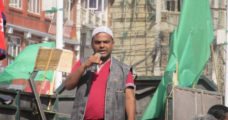 पार्टीको चुनावी घोषणापत्र लेख्ने जिम्मा पाएका जाकिर हुसेनले छाडे माओवादी