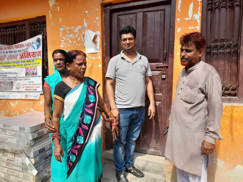 जनकपुरधाम- ५ का वडाध्यक्षले अनियमितता गरेको भन्दै वडा सदस्यहरूले लगाए कार्यालयमा ताला