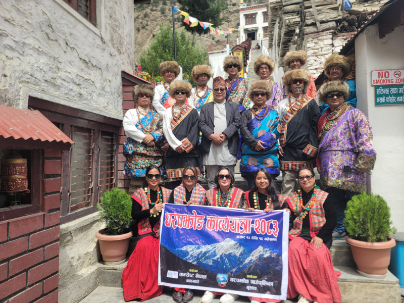 घरपझोङ काव्य यात्रा : जलवायु परिवतर्नको चिन्ता र भुुइँमान्छेको सम्मान