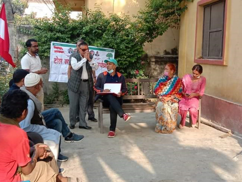 कैलालीका मतदाता फकाउँदै दल, गाउँमा भेटिन थाले नेता