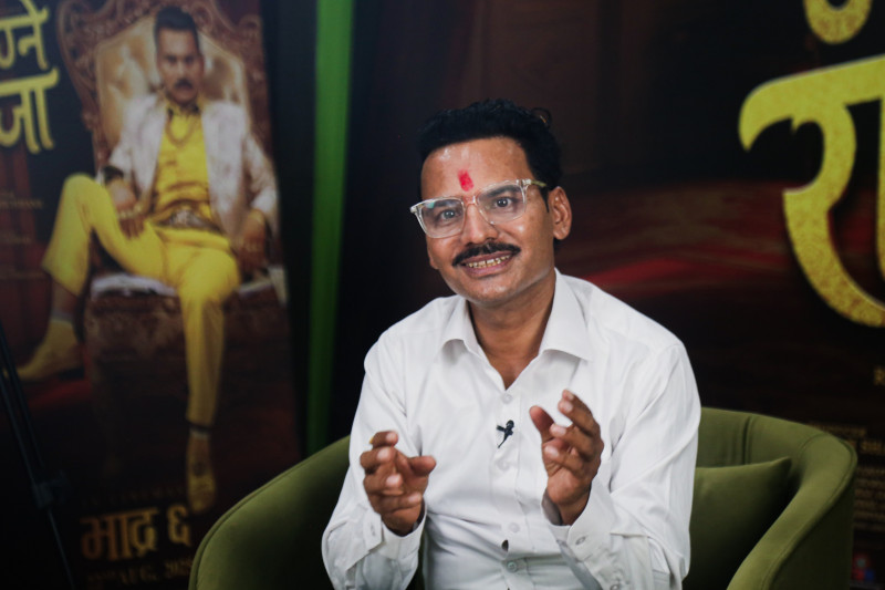 ‘माग्ने बुढा’लाई प्रश्न– धुर्मुससँग तपाईंको सम्बन्ध बिग्रिएको हो ?