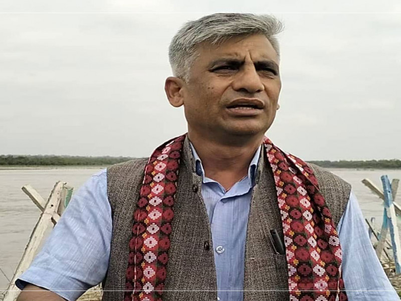 काेशीमा एक्लिँदै गएका केदार कार्की, राजीनामा देलान् कि मध्यावधि राेज्लान् ?