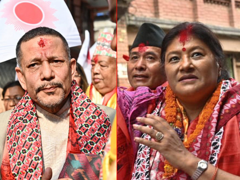 काठमाडौंमा स्थापित र सिंहको घरदैलोः कोही सगुन ख्वाउँछन्, कोही माला लगाइदिन्छन्