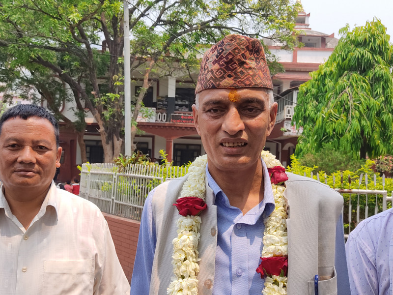 कांग्रेसबाट बुटवलको मेयरका लागि पाण्डेले दिए उम्मेदवारी 