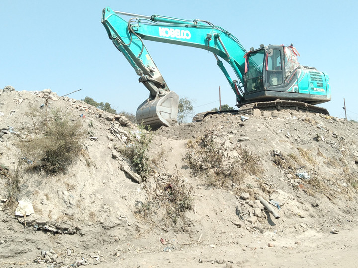 खुल्न नसकेको खुलामञ्च