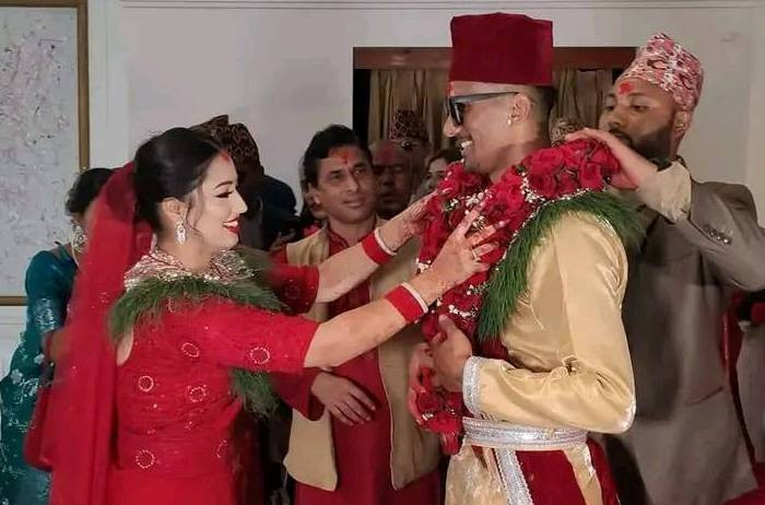 फुटबलर किरणले गरे कञ्चनसँग विवाह
