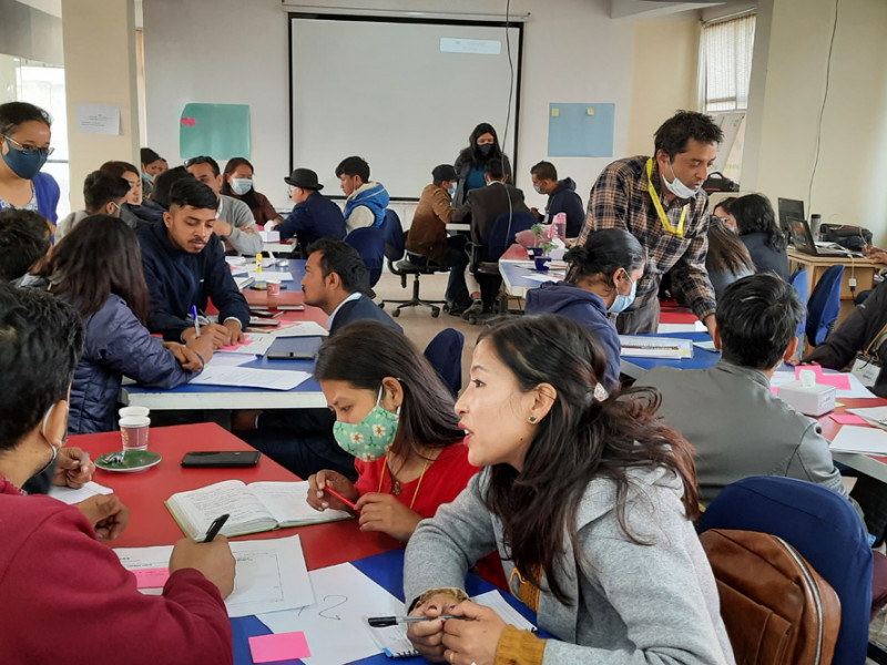 व्यावसायिक सपना देख्नेहरूको आइडिया बैंक