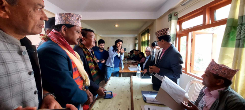 इलाम २ मा खड्का, सुहाङ र थेगिमलगायत सात जनाको उम्मेदवारी दर्ता 
