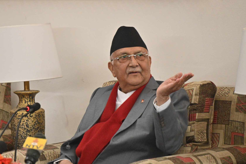 संसद नबोलाएर अध्यादेशमा रमाइरहेका ओली