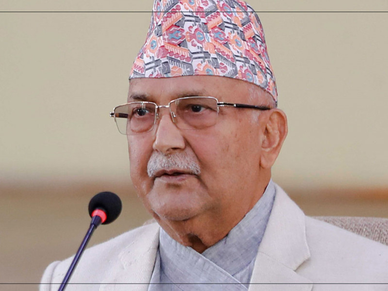 आफू पदमा टिकिरहन मन्त्री फेरिरहने ओली