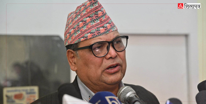यो अग्रगमन र पश्चगमनबीचको लडाइँ होः कृष्णबहादुर महरा