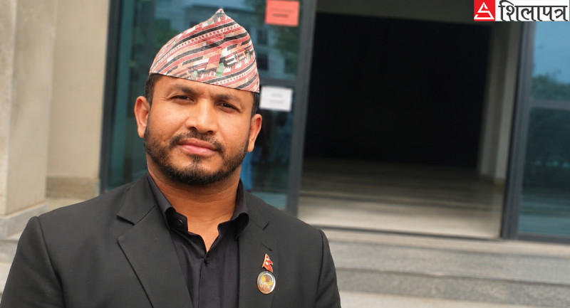 संसदमै प्रश्न उठिसक्दा पनि सांसद कार्कीले विदेशी महिलासँगको सम्बन्धबारे भने– मलाई थाहा छैन