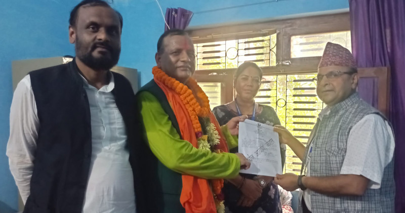 मधेसका मुख्यमन्त्री राउत पुनः प्रदेशसभामा लड्दै, पर्सा १ को (ख) बाट दर्ता गराए उम्मेदवारी
