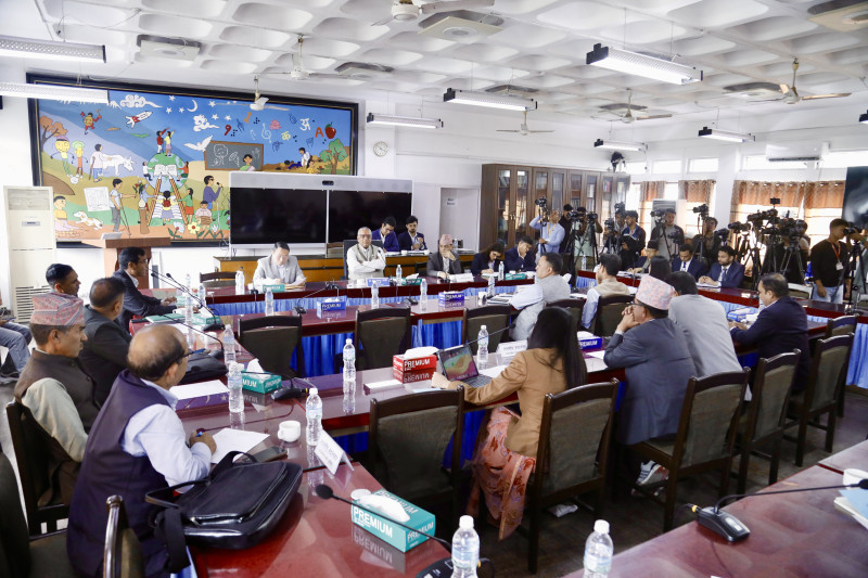 विद्युतीय राहदानी छपाइ सम्बन्धमा संसदीय समितिमा विस्तृत छलफल माग