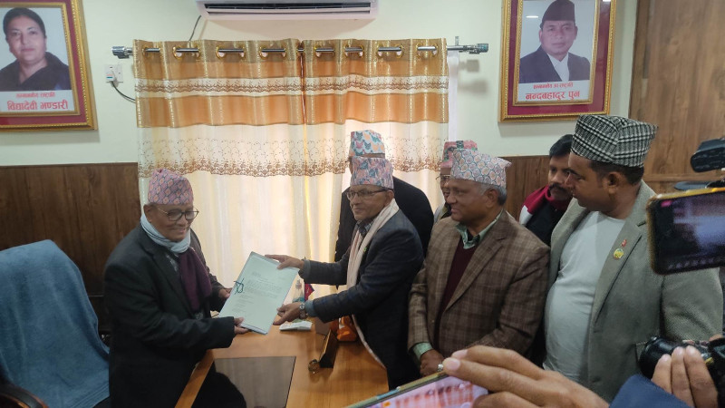 लुम्बिनी प्रदेश : गिरीको नेतृत्वमा सरकार गठन गर्न दाबी पेस