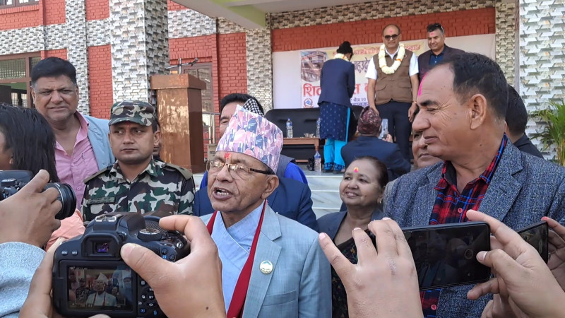 अल्पमत प्रमाणित भए एक मिनेट पनि पदमा बस्दिनँ: मुख्यमन्त्री गिरी
