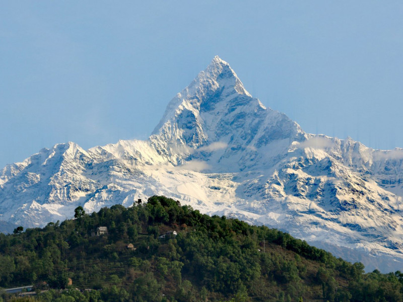 माछापुच्छ्रे आरोहण खोलौँ, ‘कोभिड पर्यटन’को हटकेक बनाऔँ