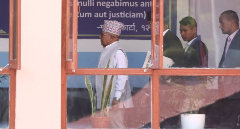 पतञ्जलि जग्गा प्रकरण: बयानका लागि विशेष अदालतमा उपस्थित भए माधव नेपाल