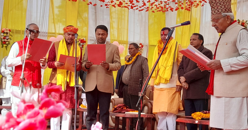 मधेस प्रदेशका तीन मन्त्रीको मन्त्रालय तोकियोः अर्थमा सञ्जय, भौतिक पूर्वाधारमा सरोज*