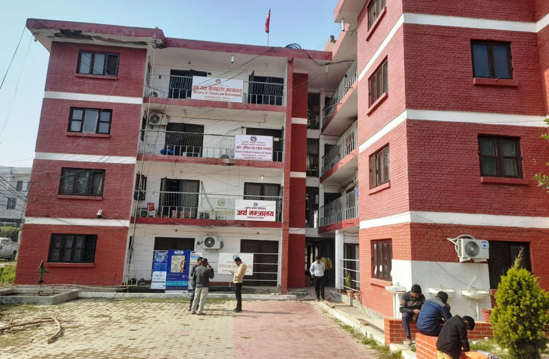 आर्थिक वर्ष सकिनै लाग्दा मधेशको विकास खर्च ८ प्रतिशत मात्रै !