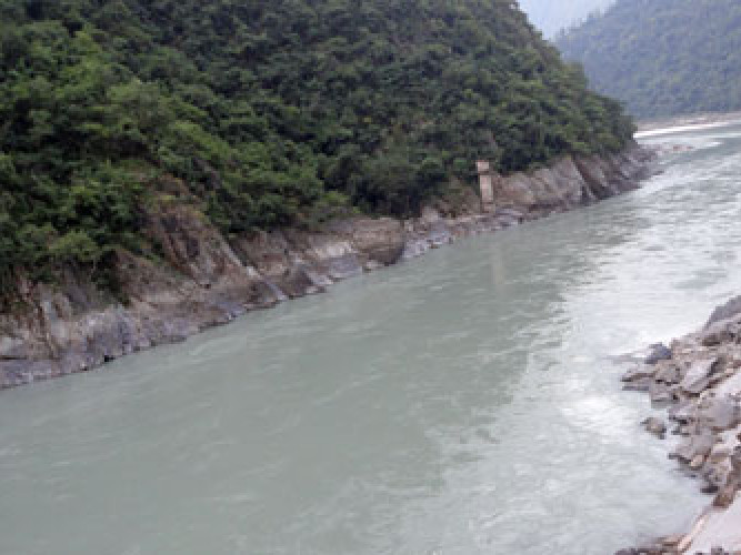 महाकाली नदीमा डुबेर एक किशोरीको मृत्यु, एक बालिका बेपत्ता