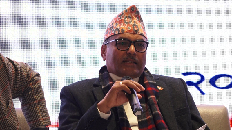 बैंक वित्तीय क्षेत्रमाथिको अराजकता तत्काल नरोकिए कर्जा प्रवाह वृद्धि र माग बढ्दैन : गभर्नर अधिकारी