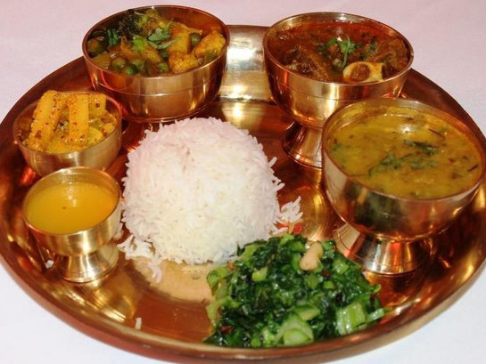 निषेधाज्ञाले जन्माएको थकाली खाना डट कम