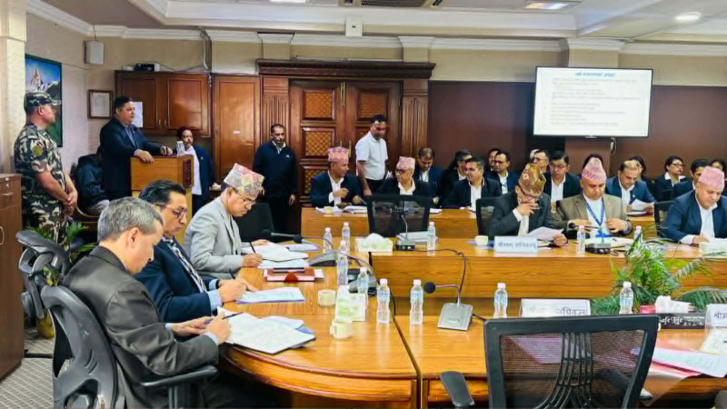 बजेट कार्यान्वयनका लागि अर्थमन्त्री वाग्लेले थाले सचिवहरूसँग छलफल