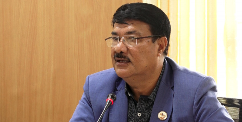 केन्द्रीय समितिमा मीन विश्वकर्माको आक्रोश- कांग्रेस सकियो भन्नेहरूले माफी माग्नुपर्छ