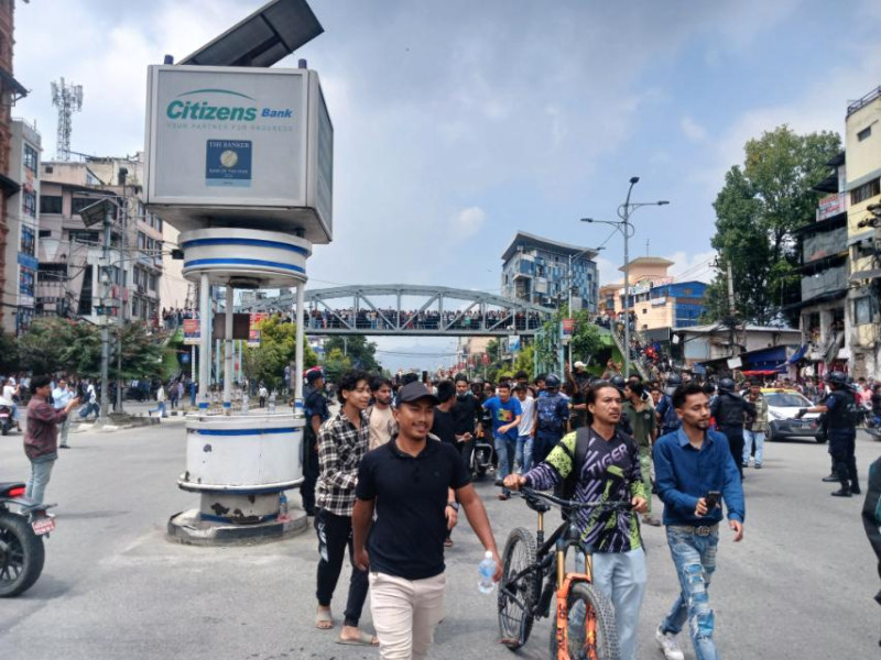 Update- एक प्रर्दशनकारी घाइते