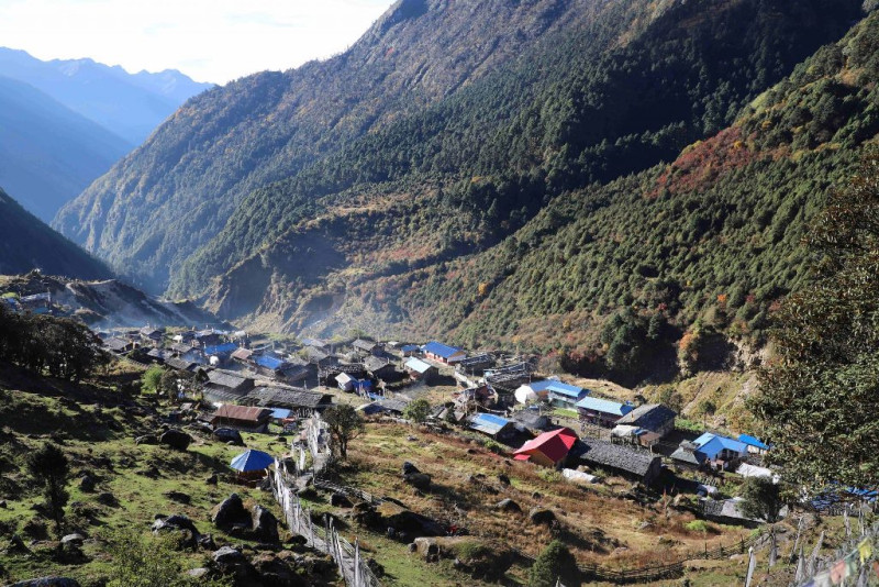 चीनसँगको छोटो व्यापारिक नाका ओलाङचुंगाेला पुनः सञ्चालन