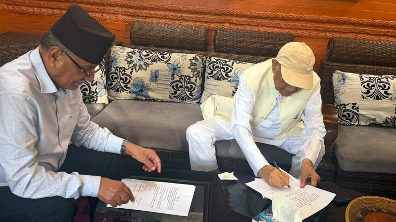 ओली–प्रचण्ड गठबन्धनमा शंकर पोखरेलदेखि माधव नेपालसम्म असन्तुष्ट, प्रदेश सांसद झन् आक्रोशित