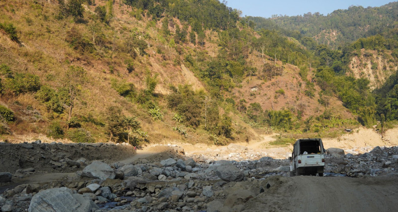 पाँचथरमा विपद्पछि पुनर्निमार्णको काम सुरु हुने छैन सुरसार