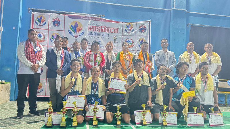 विशाल र निश्चलको जोडीलाई कोशी प्रदेशस्तरीय ब्याडमिन्टनको उपाधि, अरु विधामा को भए च्याम्पियन ?