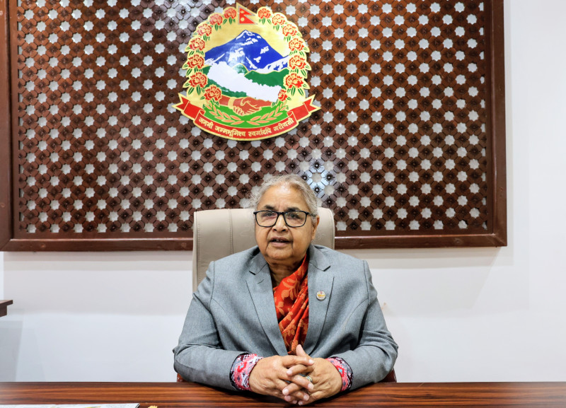 प्रधानमन्त्री कार्यालयमा चालु आवको नीति तथा बजेट कार्यान्वयनबारे समीक्षा